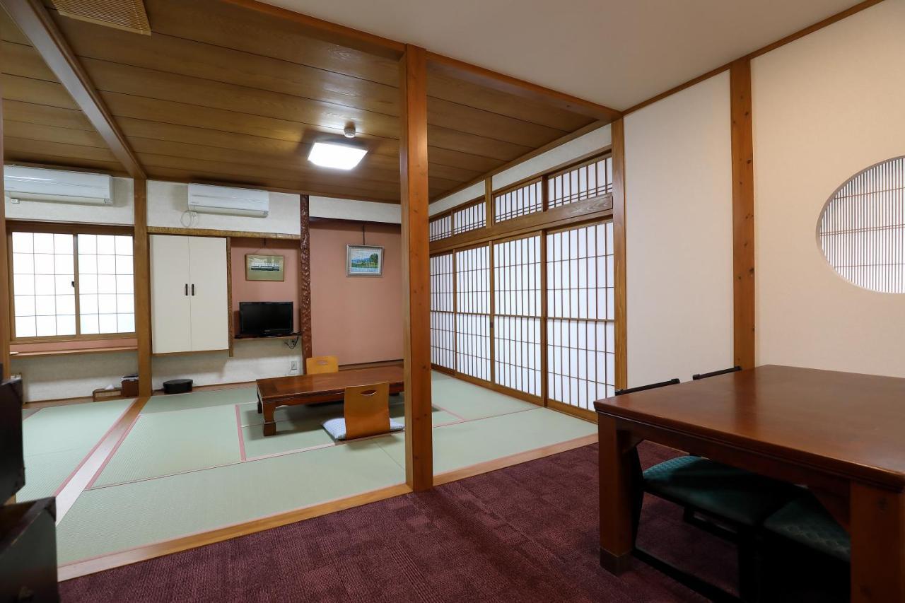 Tsukasaya Ryokan Tsuruoka Ngoại thất bức ảnh